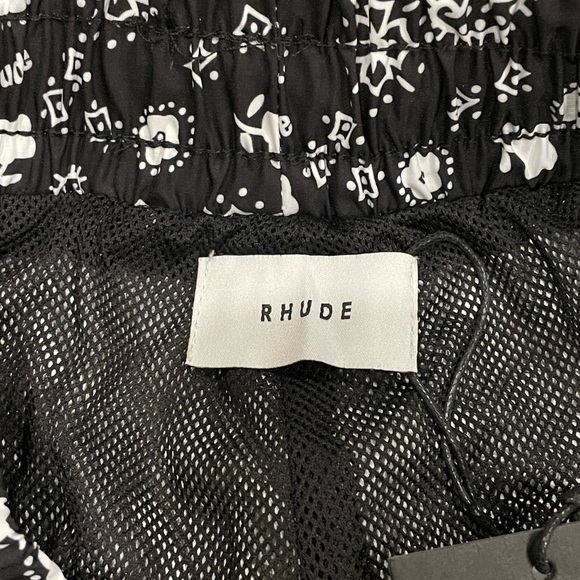 NEW Rhude Bandana Paisley Logo Shorts Black Spell Out RH Swim Trunks - Picture 7 of 8